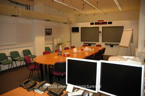 © bunkerpictures - Staff conference room
